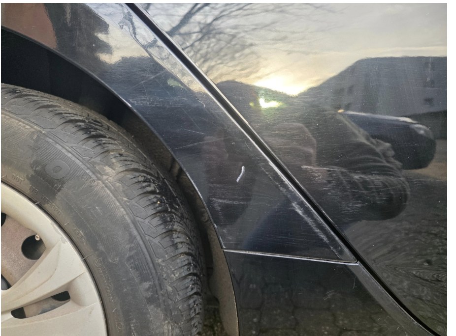 PKW Hyundai i40 Haftpflichtgutachten Parkschaden Streifschaden hinten rechts - KS-XPERT Gutachten